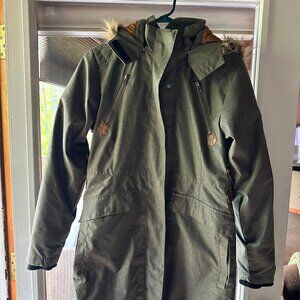 Women's Legendary Whitetails winter coat - size M